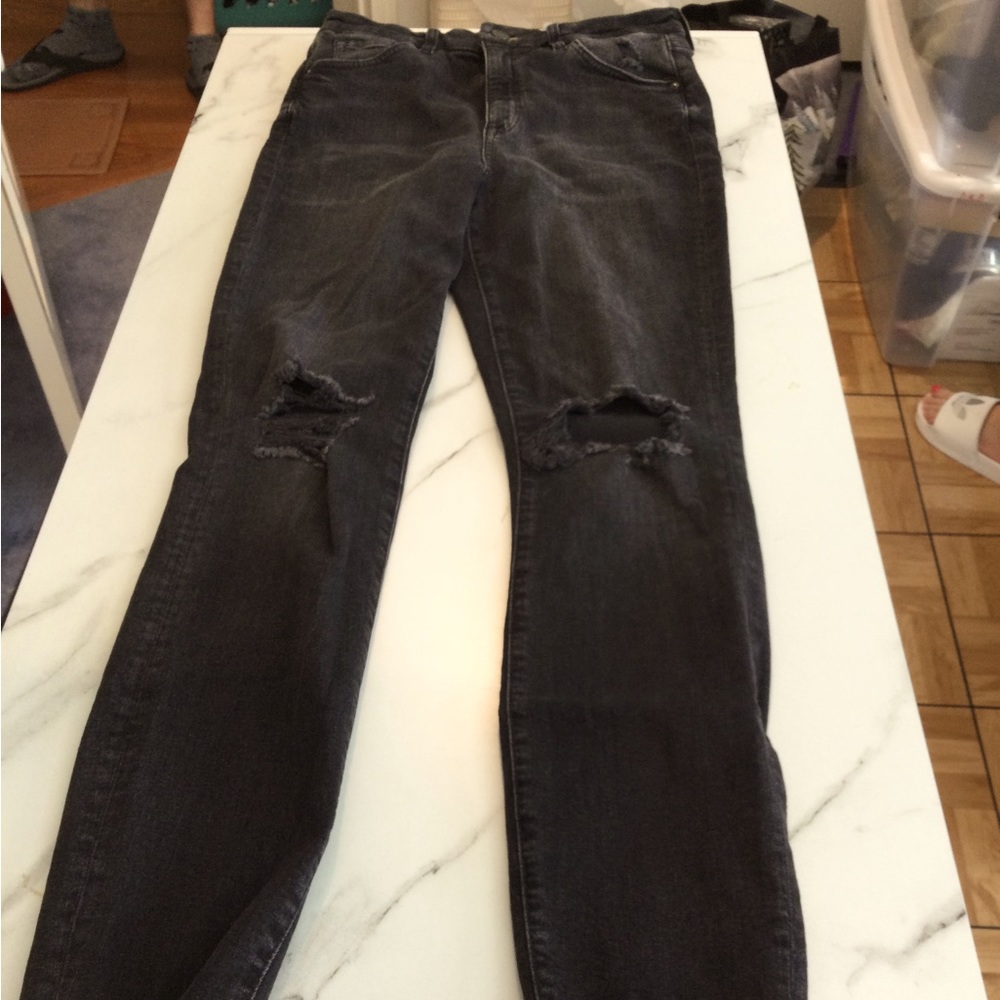 H&M black distressed ripped super skinny high rise jeans, 28.